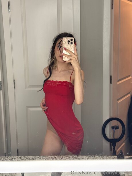 Tinykatrina kostenlose nackt foto