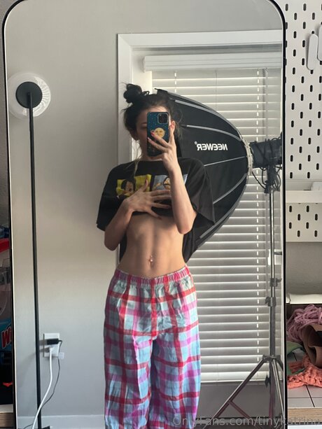 Tinykatrina heiße nackt archiv