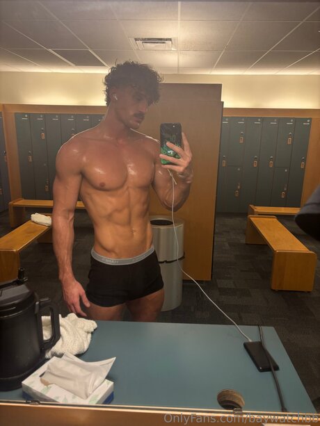 Baywatchbb schauspielerin kostenlose galerien