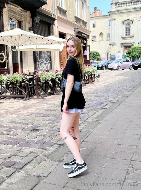 Fleurxxy kunst akt galerien