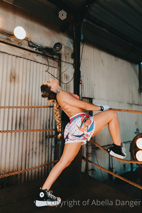 deepthroat-prinzessin onlyfans erotische exklusive foto