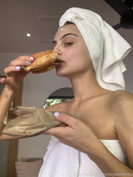 rothaarige pawg onlyfans xxx erotische bilder