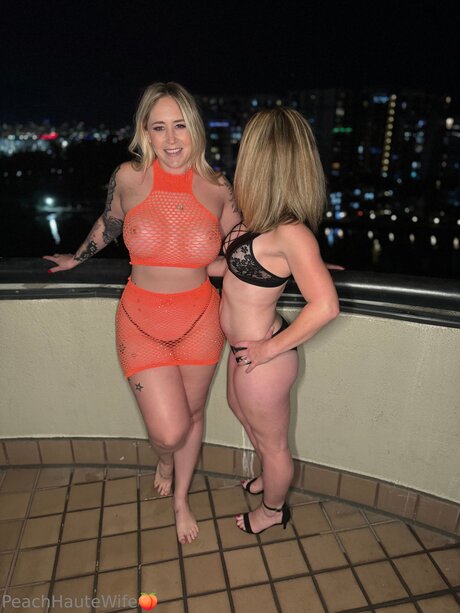 heiße blonde onlyfans hd exklusive fotos