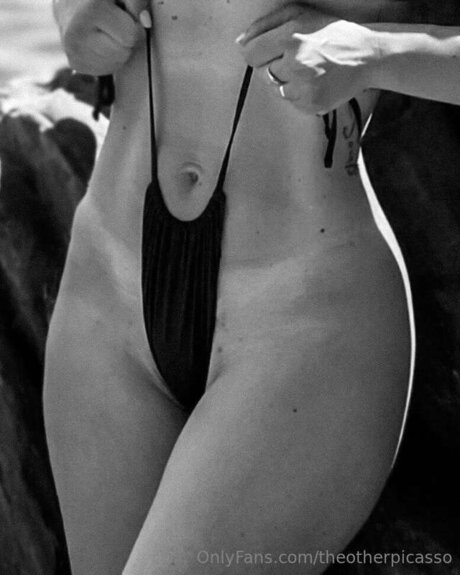 asiatischer squirt onlyfans erwachsene kunst archiv