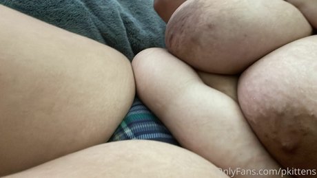 strand-milf-onlyfans kunst sexy bild