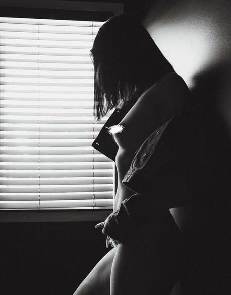 Myah freie akt archiv