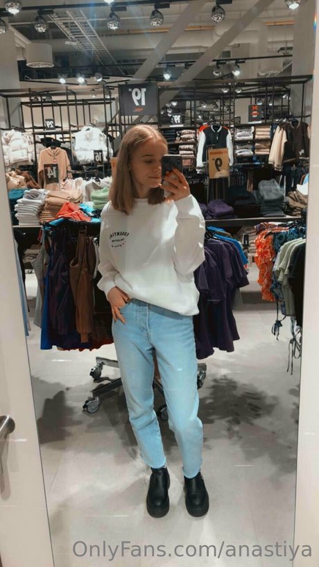 Anastiya nacktheit porno bilder