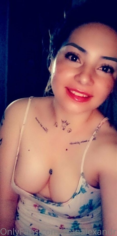 zotaalexandra perfekte nackt foto