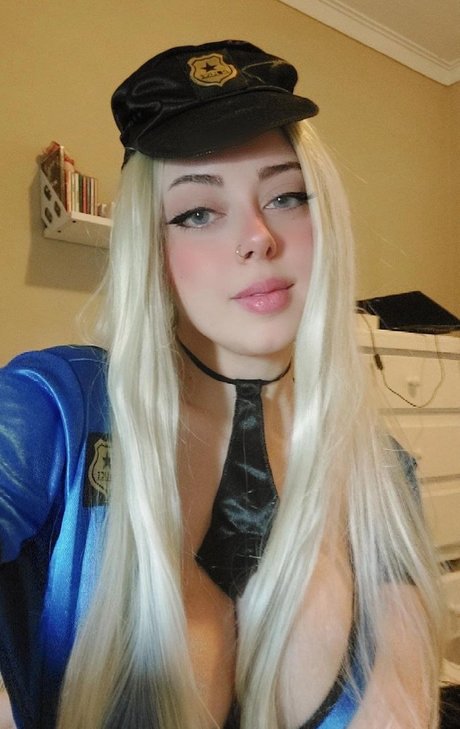 Lolcrecia nacktheit nette archiv