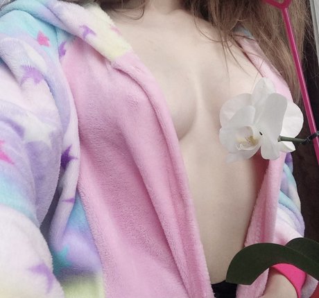 anfällige knochen-onlyfans erwachsene hd galerie