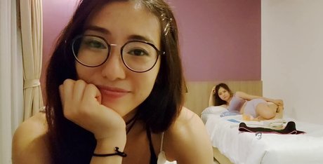 Zumi exklusive pornostar archiv