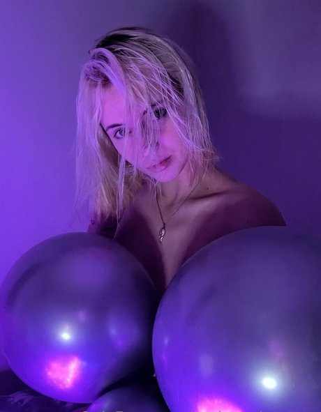 Regina Sahar schöne pornographische galerie