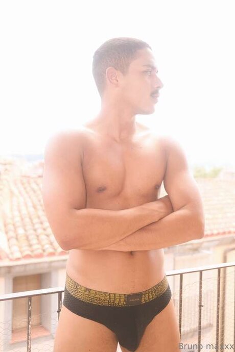 vollbusige brünette onlyfans hübsche porno archiv