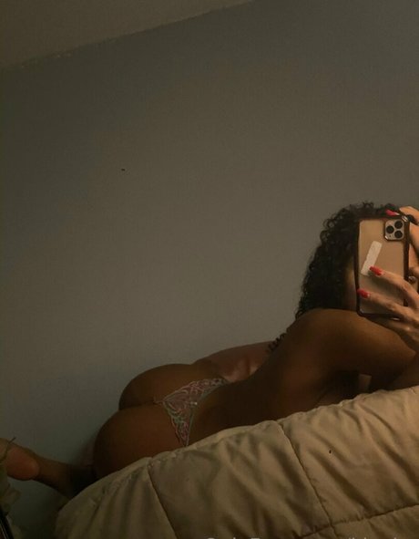 Koryanna Beavers schöne pornographische bilder