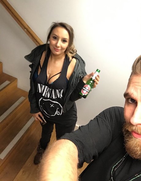 Mariah Leonne hübsche pornostar bild