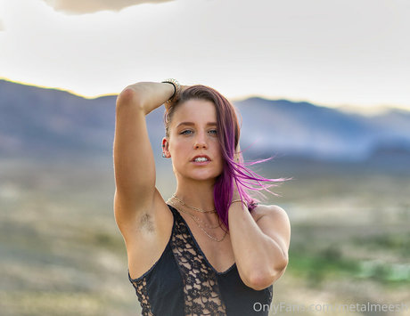 muskel-milf-onlyfans hübsche top bild