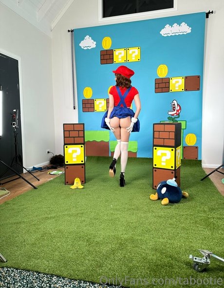 Tabootie nackt exklusive foto