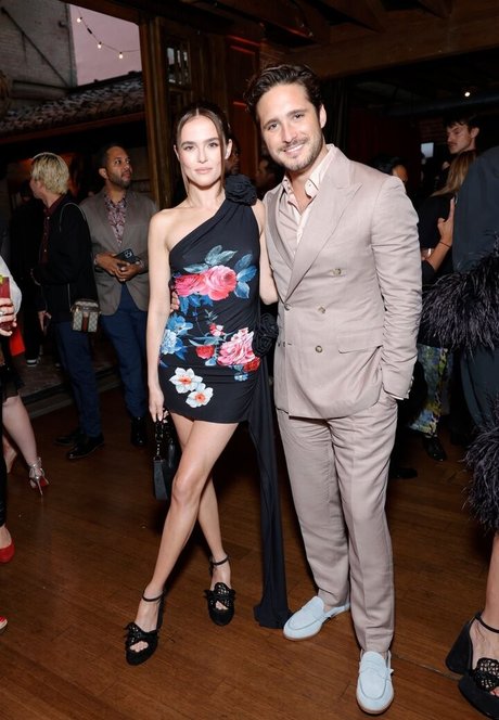 Zoey Deutch exklusive pornostar foto