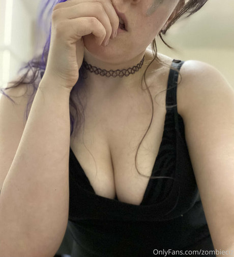 zombieciz kunst nackten archiv