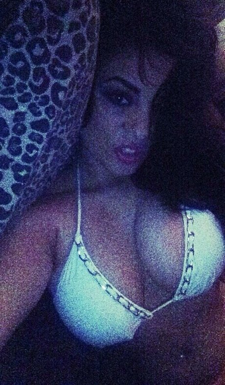 Zoe Leanne Cooper hd nackte galerien