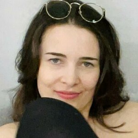 zoenafree porno top bild