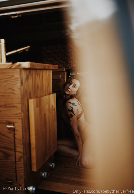 zoebytheriverfree beste erwachsene galerien