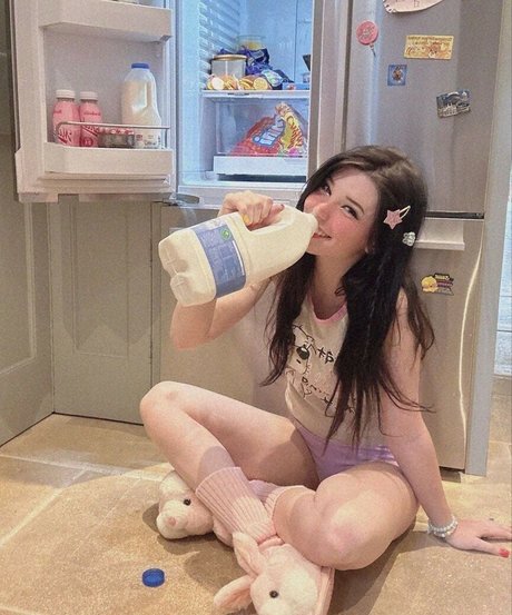 Belle Delphine sexy beste bilder