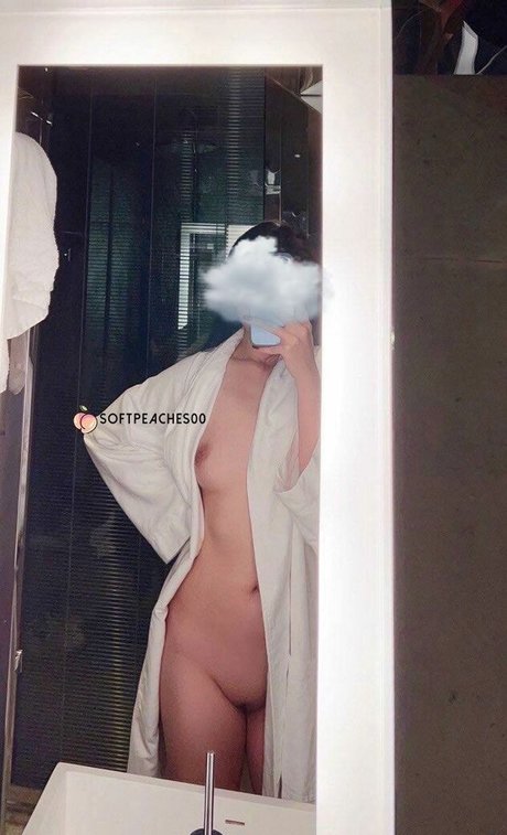 flachbrüstige onlyfans erwachsene top bild