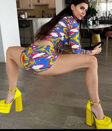 dünne schwarze teenager-onlyfans kostenlose pornographische bilder