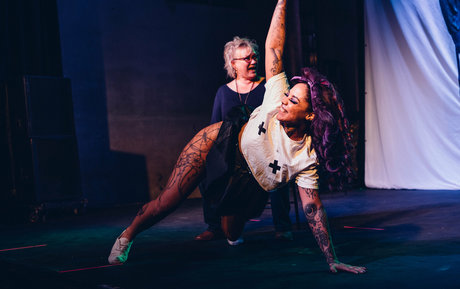 asiatische influencer-onlyfans porno akt foto