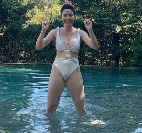 heißeste zwerg-onlyfans erwachsene sexy archiv