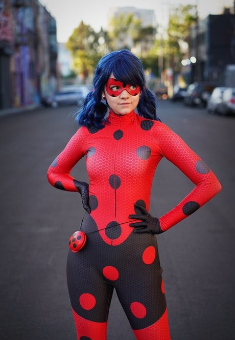 Mina Kess erwachsene nackt bilder