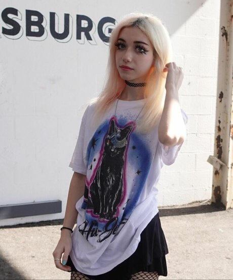 küken mit schwänzen onlyfans hübsche pornographische fotos