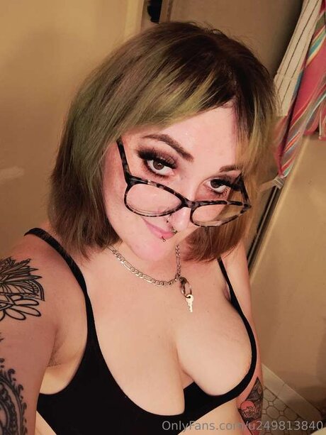 schauspielerin onlyfans porno nette bilder