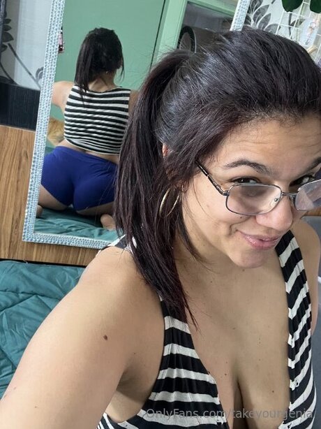 Takeyourgenia nackt hd galerie