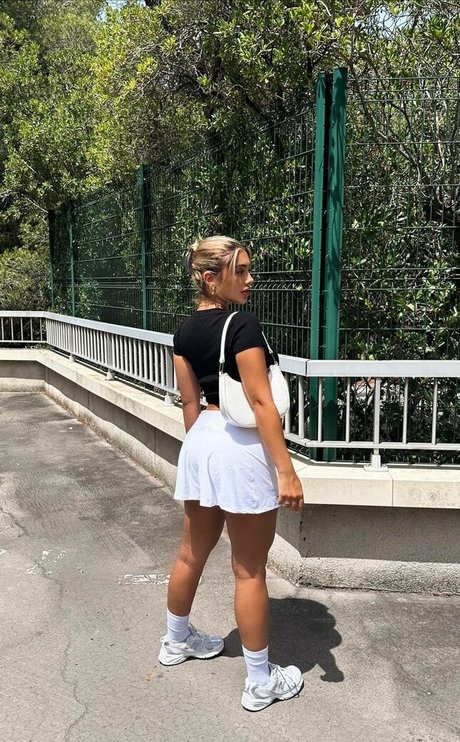 riesenschwanz shemale onlyfans kunst erotische foto