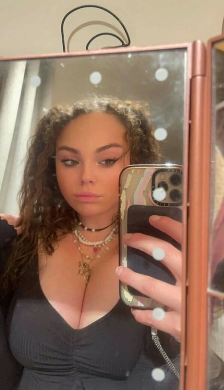 asiatische influencer-onlyfans freie hd bilder