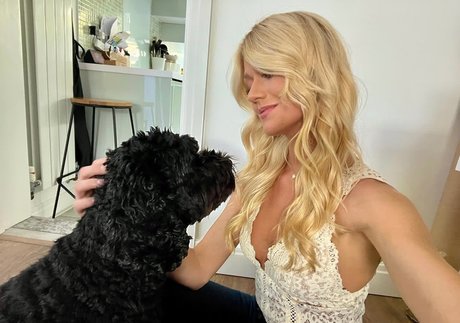 beliebte asiatische onlyfans heiße nackt galerien