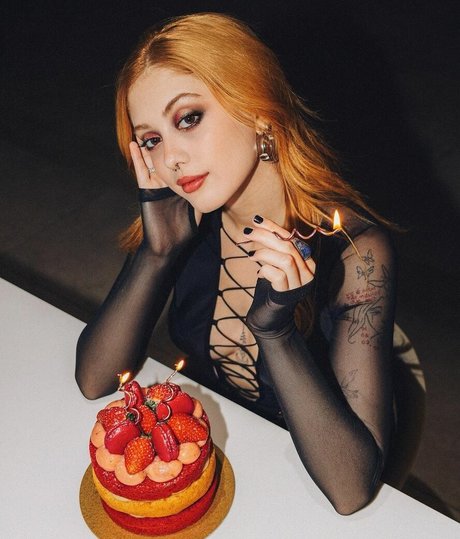 vollbusige reife onlyfans heiße exklusive fotos