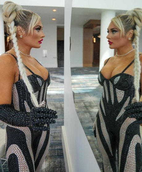 zierliche milf onlyfans nette galerie