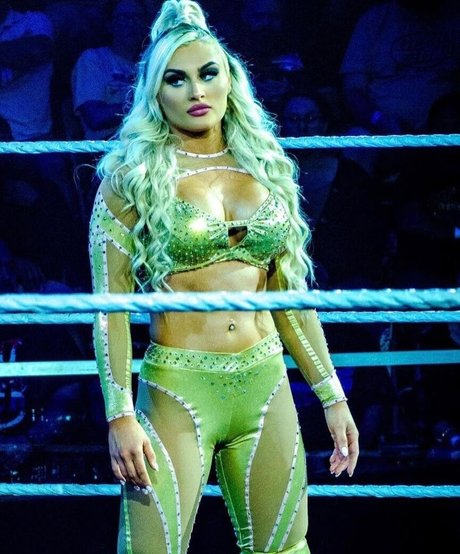 dünne ebenholz-onlyfans top nette bilder