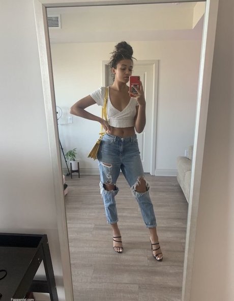 Madison Bailey nackt schöne galerie