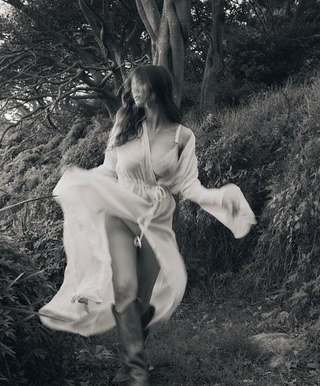 große brustwarzen nur fans erotische schöne bild