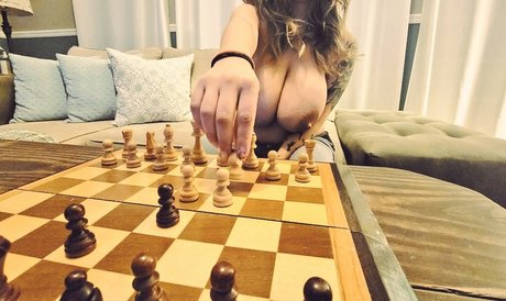 dünne blonde onlyfans porno xxx bild