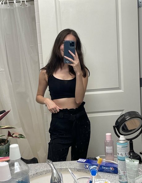 nackte junge onlyfans heiße nackten foto