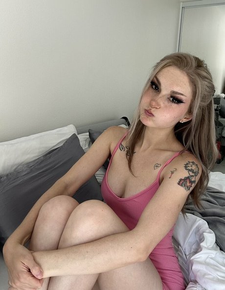 bisexuelle männliche onlyfans kunst hd archiv