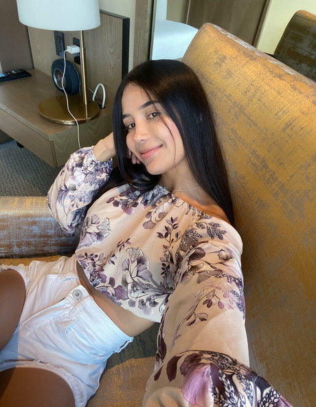 emilyortiz free perfekte nacktheit archiv