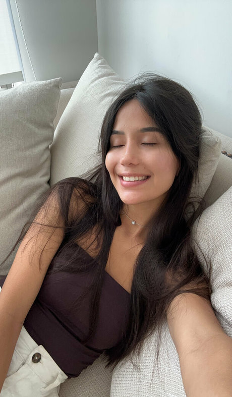 emilyortiz free hd nackt fotos