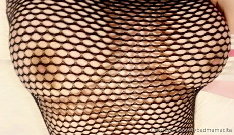 mybadmamacita hübsche akt bild