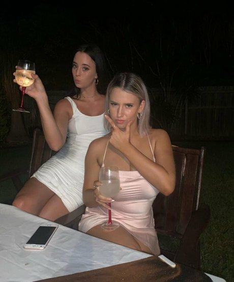 dünne schwarze teenager-onlyfans hübsche heiße galerie